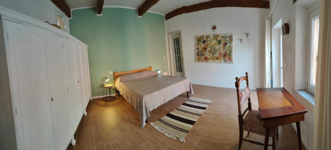 Magalocanda Stanze Sotto Al Castello Montemagno  Bagian luar foto